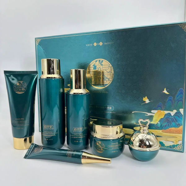 BAIZTON LANAERI SKIN WHITE TRUFFLE LUXURY MOISTURIZING SET - Набор косметики с белым трюфелем 1121 фото
