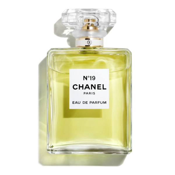 CHANEL - N&deg;19 1219 фото